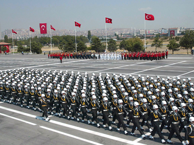 Armata turca a intrat in conflict cu guvernul Erdogan