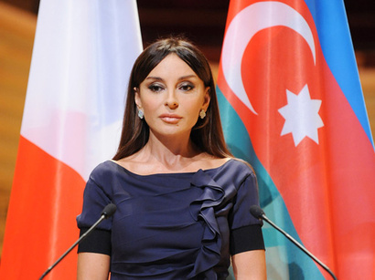 Mehriban Alyeva, prima doamna a Azerbaidjanului, propusa pentru postul de presedinte