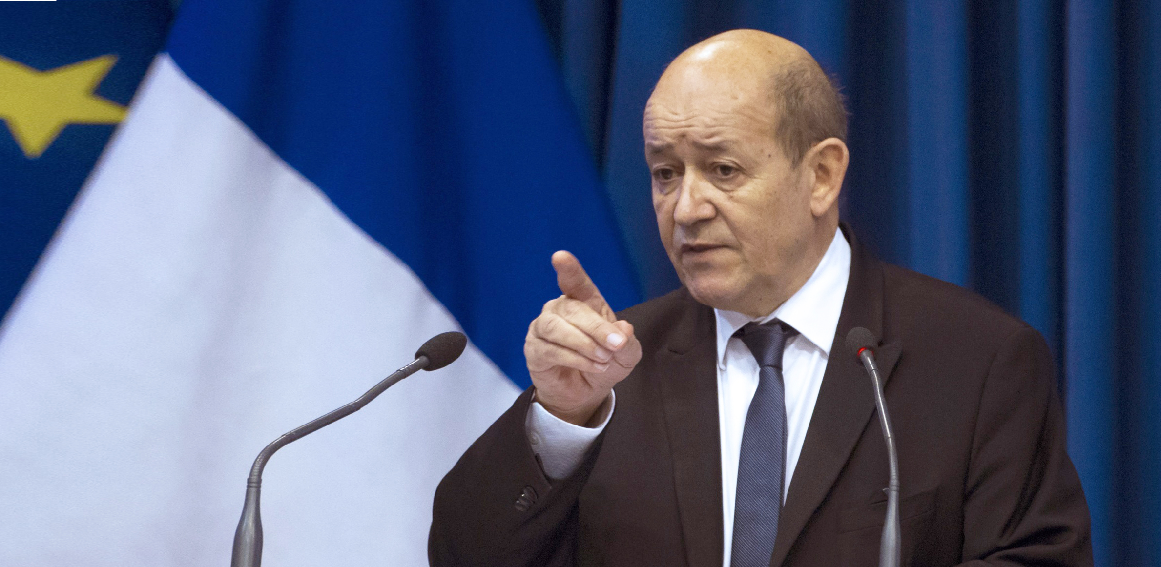 Ministrul francez de Externe, Jean-Yves Le Drian, avertizează dur Kremlinul