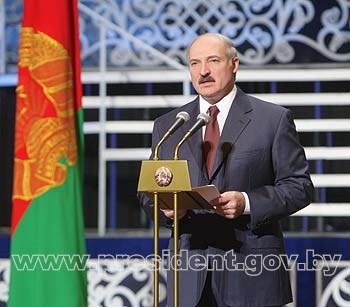 Liderul belarus Alexandr Lukasenko, implicat intr-un razboi al petrolului cu Moscova