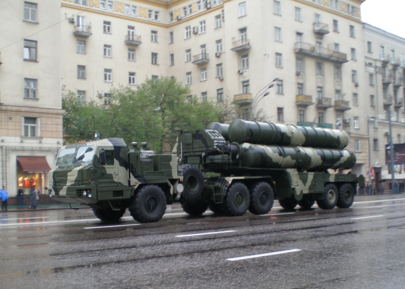 Kremlinul, gata sa desfasoare rachete S-400 in spatiul CSI
