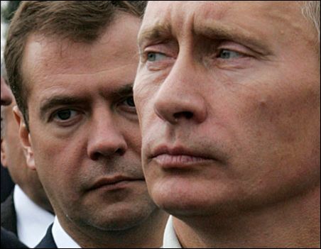 Tandemul Putin-Medvedev cheama cetatenii rusi la recensamant