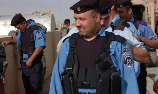 politisti irakieni