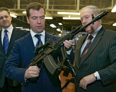 Rusia vinde armament de 4,2 miliarde de dolari Irakului