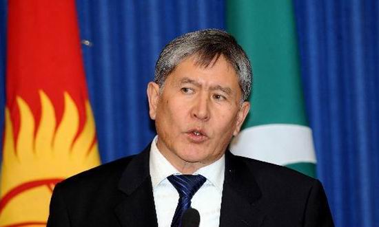 Almazbek Atambaiev, favorit la alegerile prezidentiale din Kirgistan