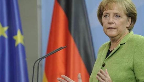 Angela Merkel avertizeaza Grecia