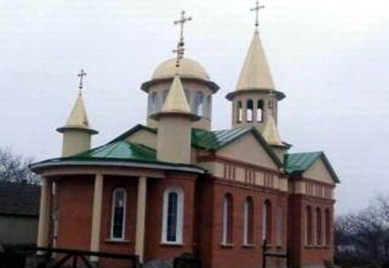Mitropolia Basarabiei raspunde la atacurile Bisericii Ortodoxe Ruse