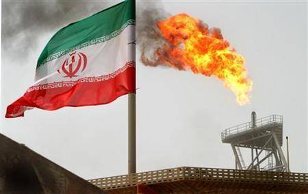 Deputatii iranieni cer inchiderea stramtorii Ormuz, ca masura la embargo UE pe produsele petroliere