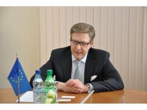 Oficial UE: Banii europeni vor ajunge la Chisinau in functie de activitatea guvernului