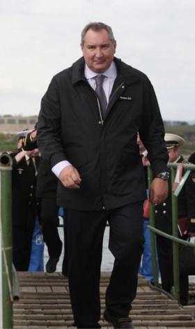 Rogozin insista ca „pacificatorii” rusi sa ramana pe Nistru