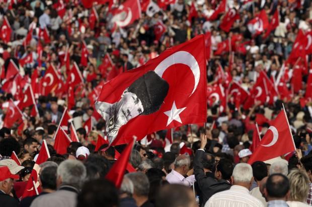 Recep Erdogan anunta ca nu renunta la proiectul imobiliar, in ciuda protestelor din Turcia
