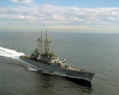SUA trimit distrugatorul USS Truxtun in Marea Neagra