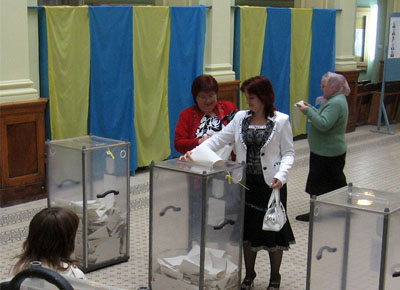 SUA denunta alegerile din Ucraina