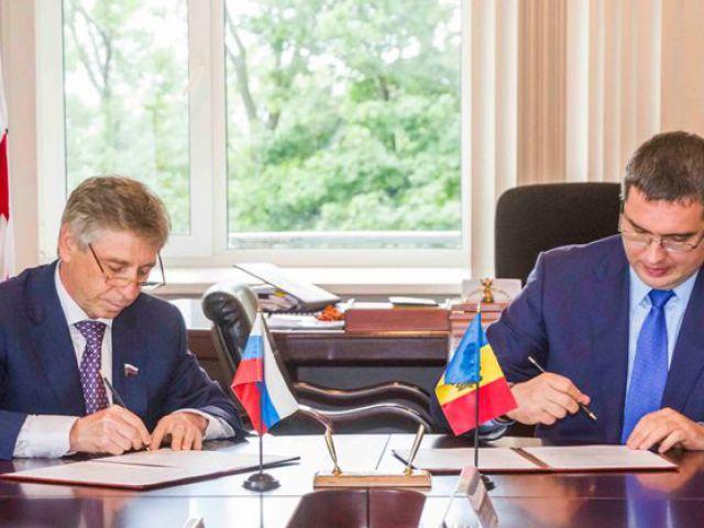Rusia își activează oamenii în R. Moldova – Usatîi și Vlah lucrează intens la parteneriate cu rușii