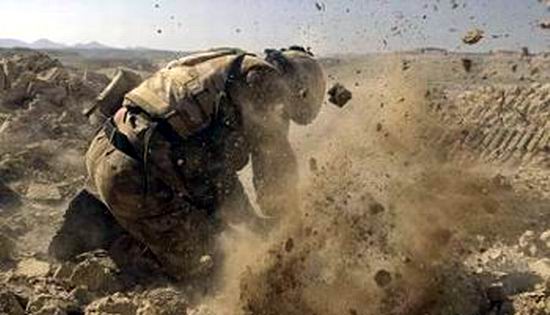 Inca un militar roman, ranit in Afganistan