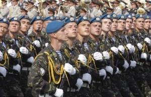 Ucraina isi face o noua doctrina militara si reformeaza armata