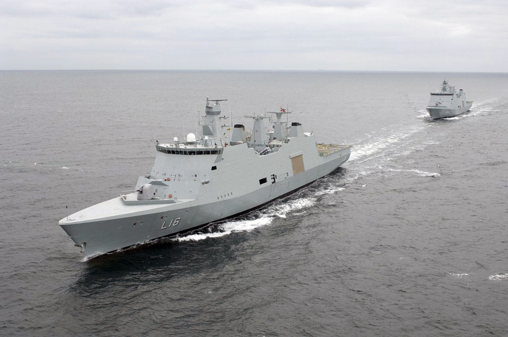 NATO a capturat o nava de comanda a piratilor somalezi