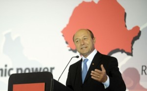 Basescu: Romania are in fata perspectiva independentei energetice totale datorita hidrocarburilor recent descoperite in Marea Neagra