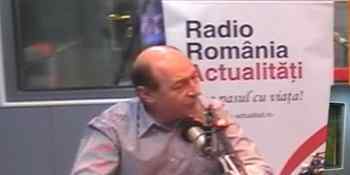 Basescu: "Maine poate ne trezim la masa cu Smirnov"