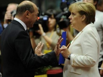 Basescu preseaza UE pentru interconectarea Republicii Moldova la reteaua energetica europeana