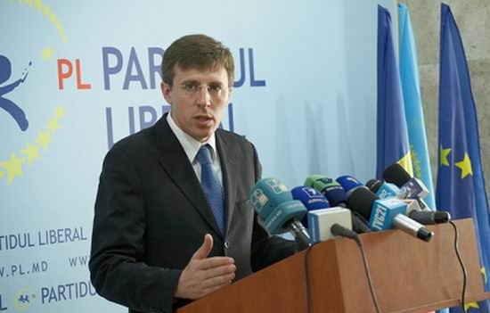Exit-poll. Chirtoaca a castigat Chisinaul cu 52,7%