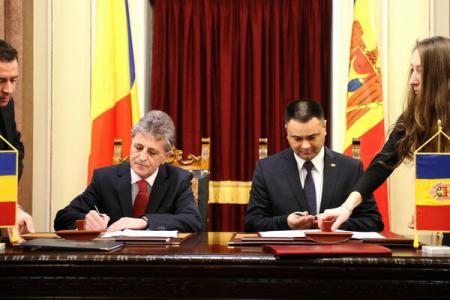 Romania si Republica Moldova intaresc cooperarea in domeniul informatiilor militare