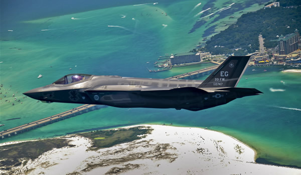 Turcia isi intareste influenta la Marea Negra. Armata se va moderniza 100 de aparate de zbor multirol de ultima generatie F-35