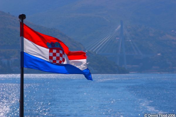 UE declanseaza „razboiul juridc” impotriva Croatiei