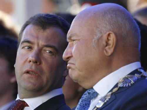 Medvedev pune tunurile pe primarul Moscovei
