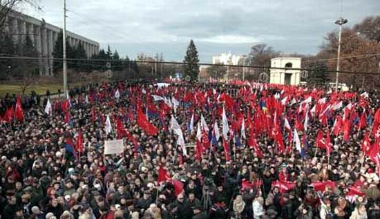 Comunistii de la Chisinau au cerut demisia AIE