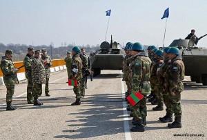 Militarii rusi isi intensifica antrenamentele in regiunea transnistreana