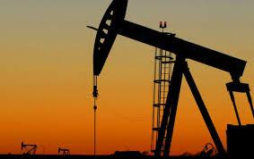 Cererea de petrol si gaze la nivel mondial va scadea in 2015