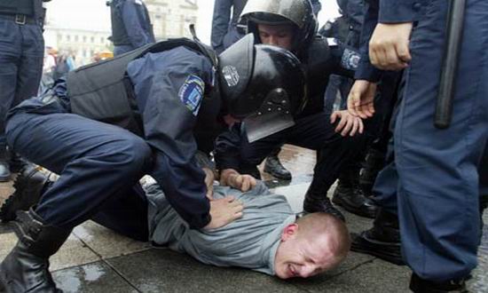 Amnesty International: Ucraina, afectata de criminalitate endemica in randurile politiei
