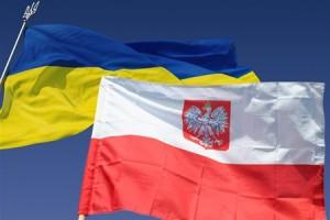 Polonia trimite ajutoare soldatilor ucrainene care lupta in estul tarii