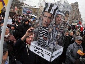 Rusia: Parlamentarii opozitiei, constransi sa renunte la proteste