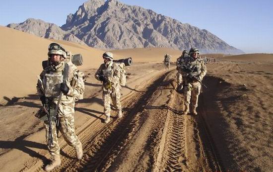 Militar roman, ranit in Afganistan