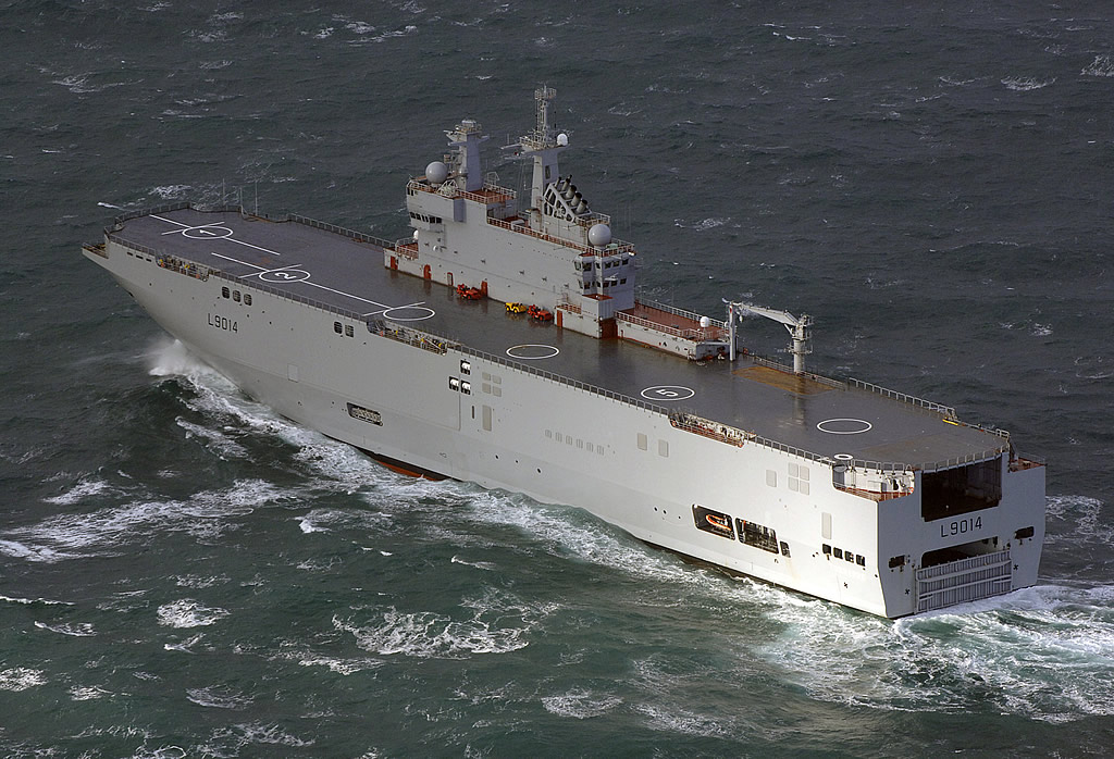 Kremlin-ul regretă decizia de achiziţionare a navelor „Mistral”
