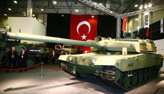 Azerbaidjan si Turcia, parteneri la realizarea tancului Altay