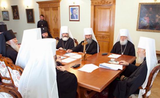 Ucraina: Atac “ortodox” la Patriarhia Romana