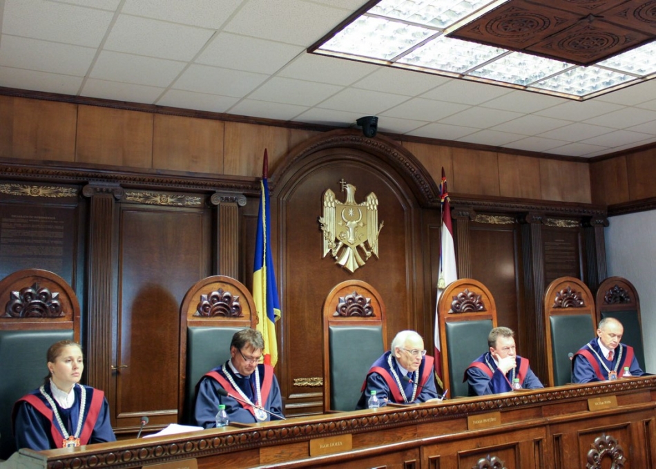 Curtea Constituțională de la Chișinău „demantelează” planurile populiste ale lui Dodon privind referendumul pentru sporirea propriilor prerogative