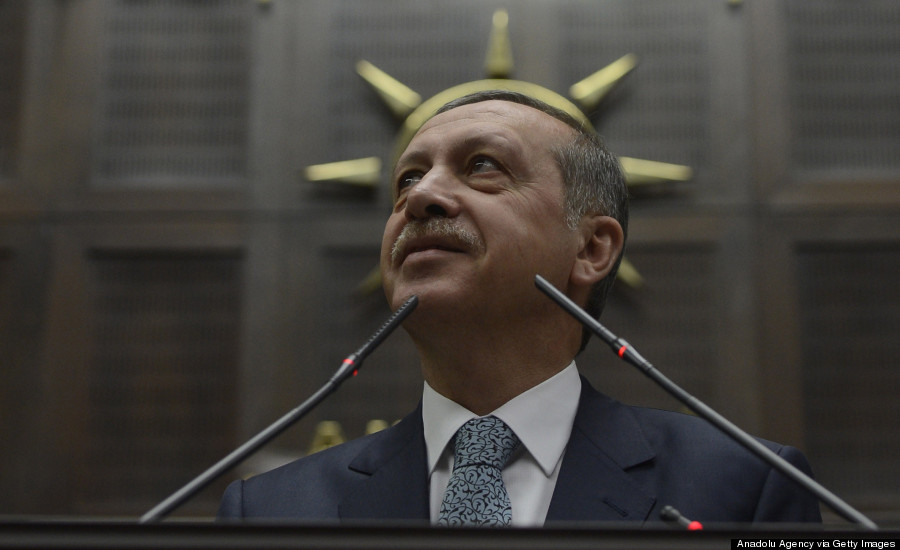 Erdogan intră în campanie electorală pentru prezidențiale și parlamentare cu AKP