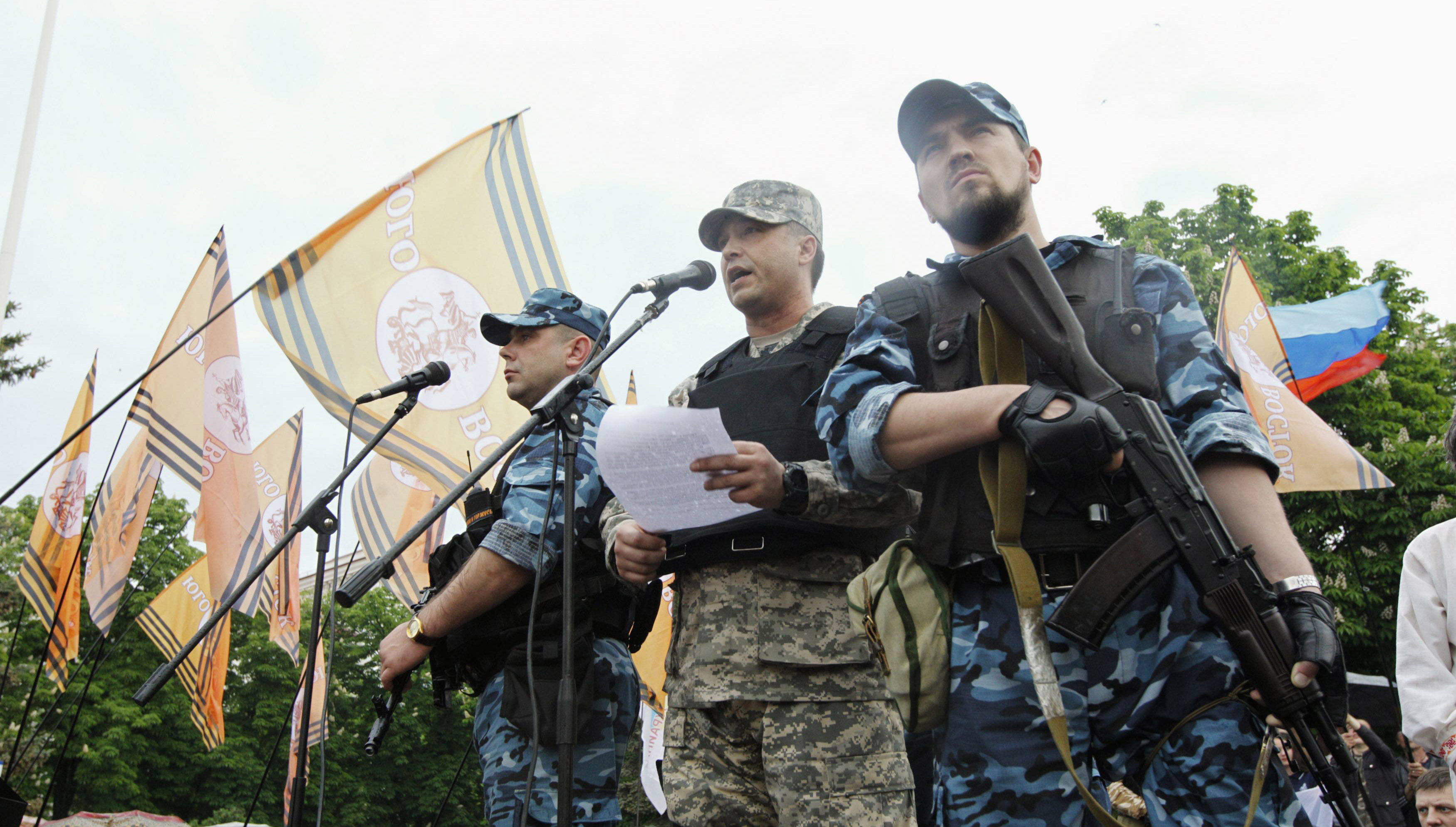 Puci militar la Lugansk, se dorește schimbarea conducerii și alipirea cu Donețk
