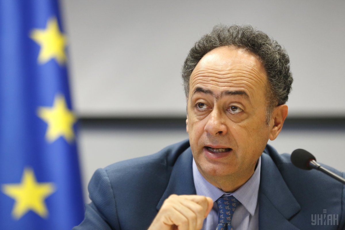 Ambasadorul UE la Kiev, Hugues Mingarelli, acuză criticii actualei puteri de la Kiev: sunteți fie idioți, fie limitați