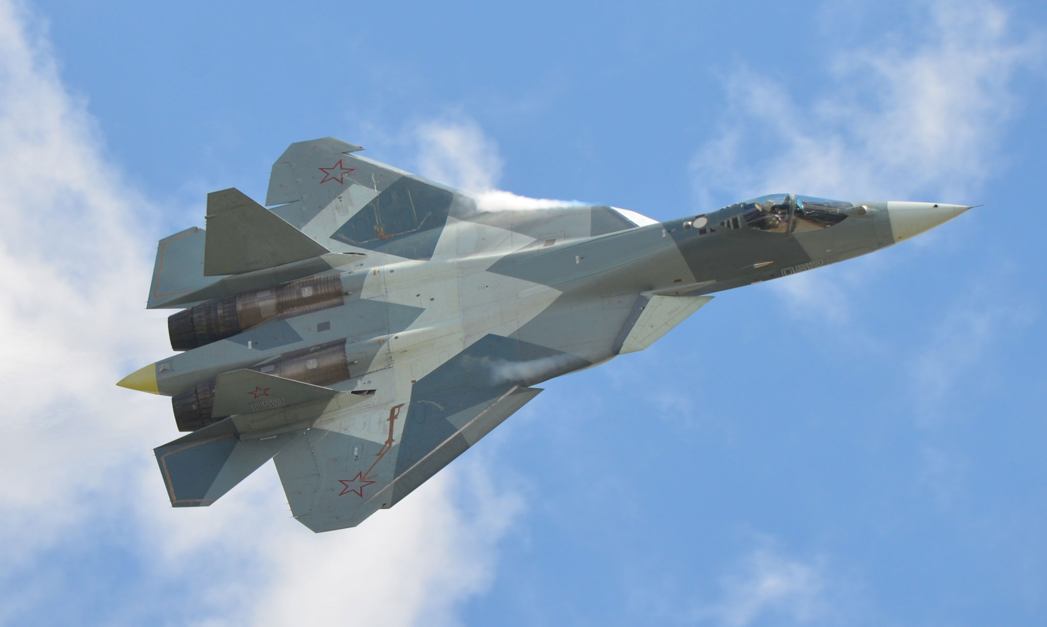 SU-57, răspunsul rus la avionul de luptă de producție americană F-35