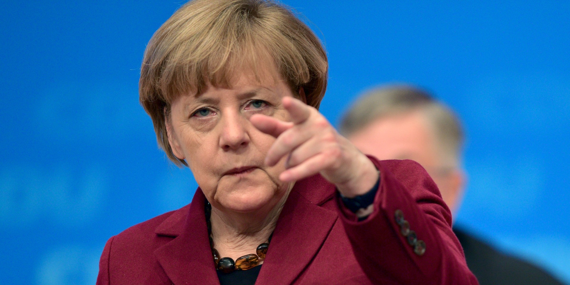 Cancelarul german Angela Merkel vrea să evite adoptarea unor noi sancțiuni împotriva Federației Ruse