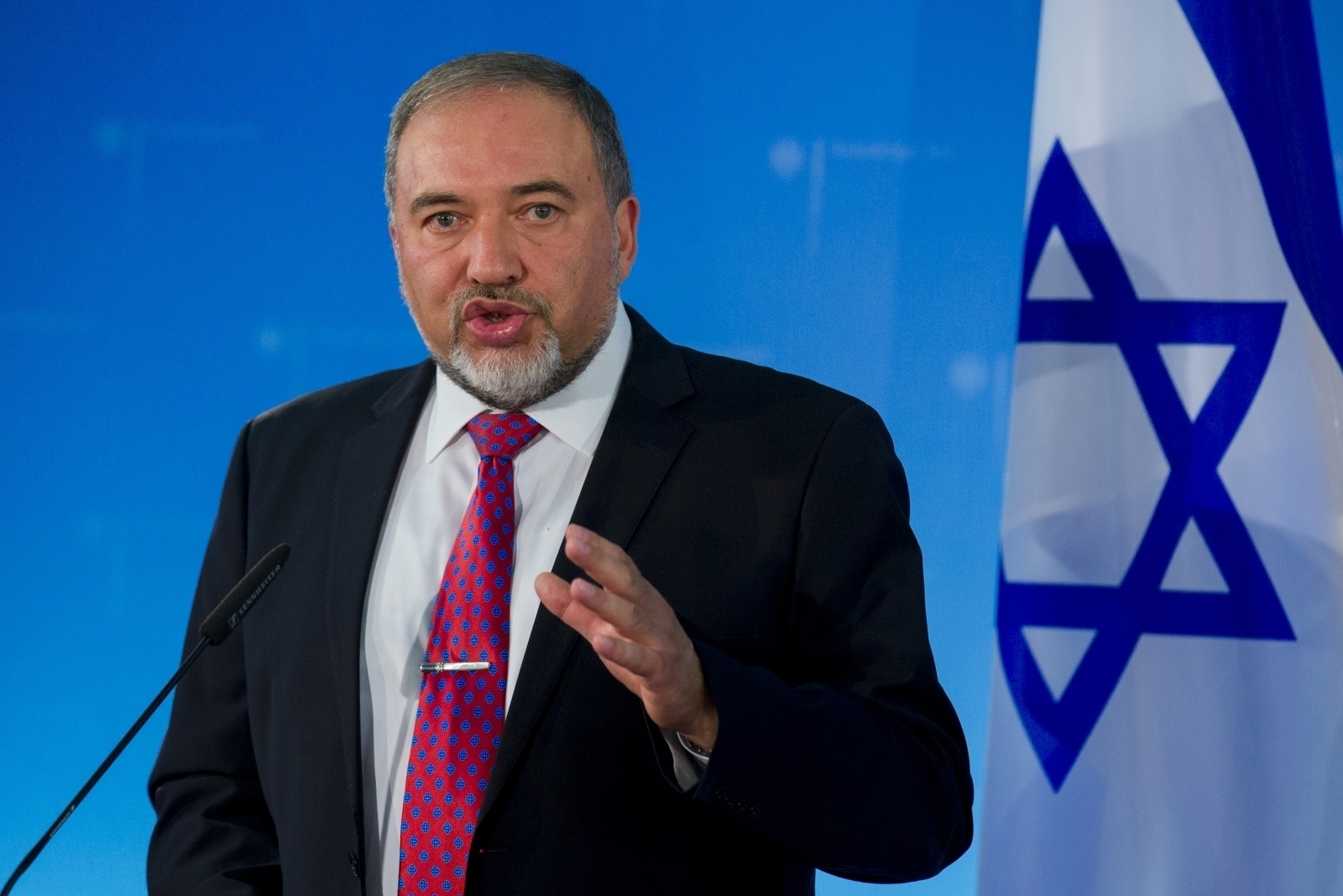 Ministrul israelian Avigdor Lieberman dorește declanșarea unei ofensive aeriene împotriva obiectivelor nucleare iraniene