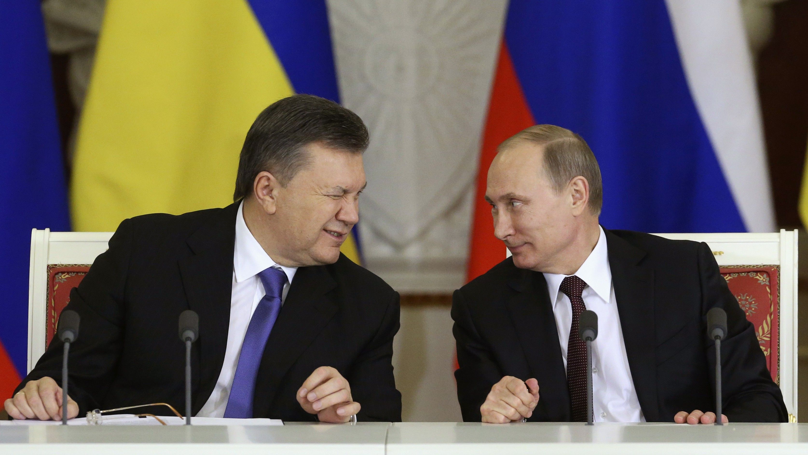 Fostul președinte de la Kiev, Viktor Ianukovyci, mizează pe sprijinul liderului rus Vladimir Putin pentru a reveni în Ucraina
