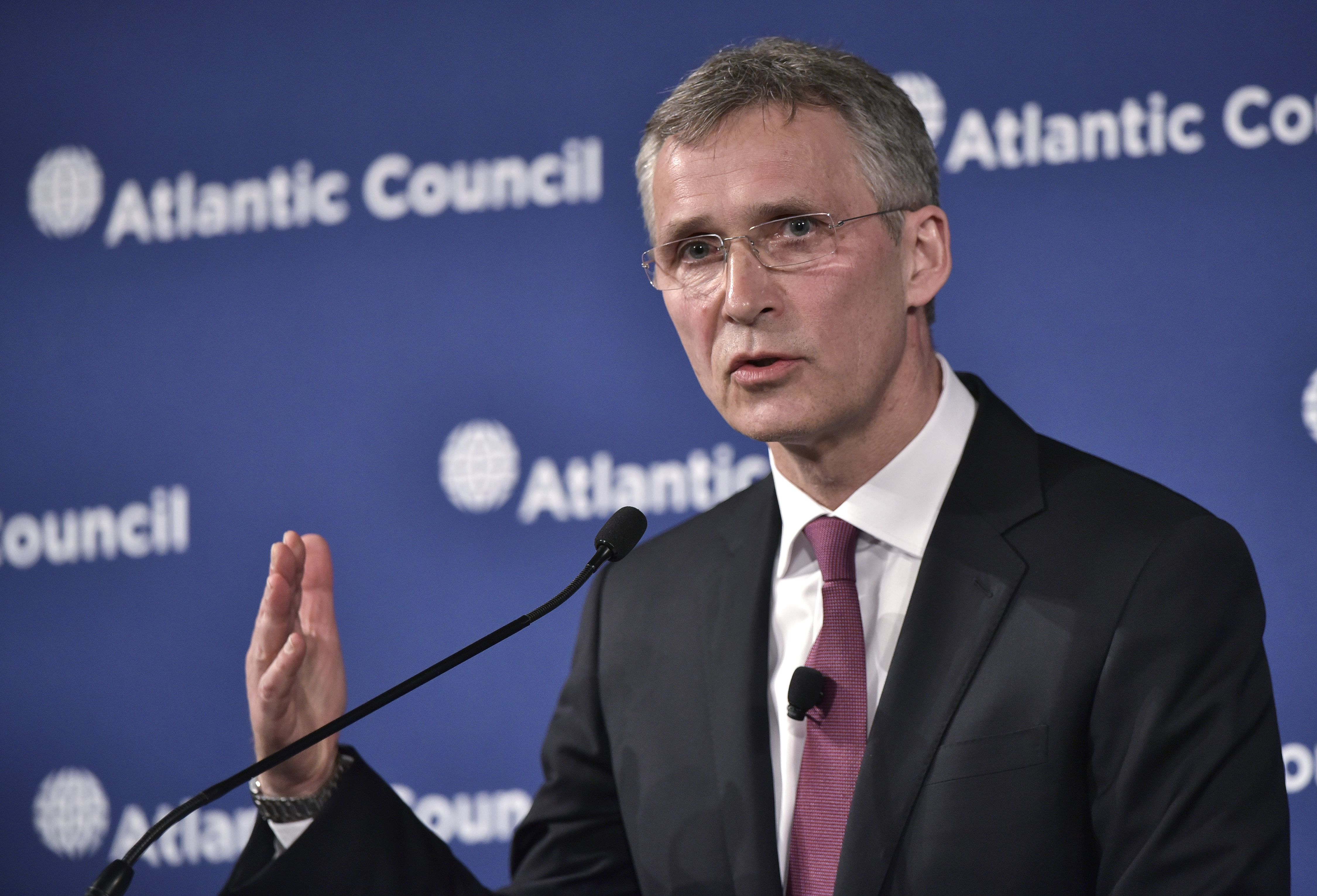 Jens Stoltenberg, secretarul general al NATO, îngrijorat de corupția din Ucraina