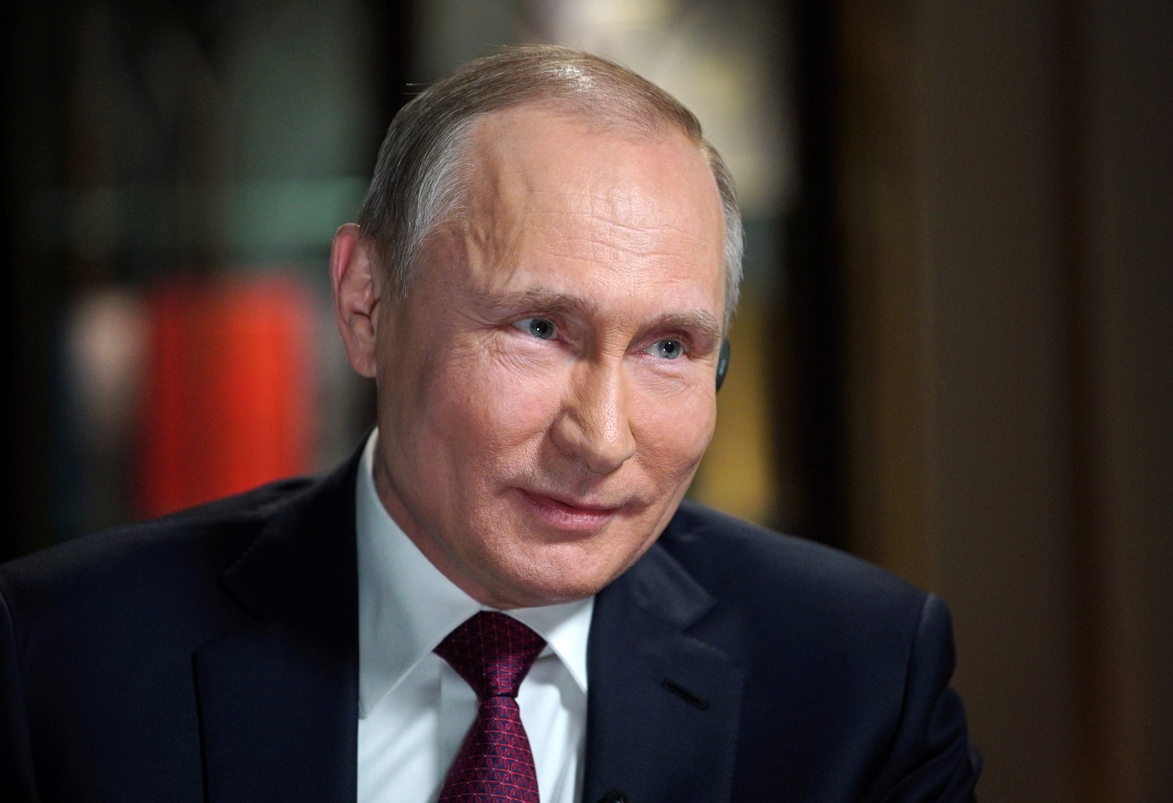 Liderul rus Vladimir Putin, îngerul politic pentru Igor Dodon