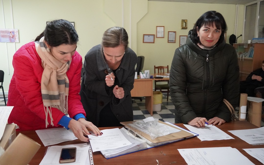 CEC de la Chișinău a decis renumărarea buletinelor de vot în opt localități
